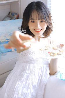 脱女学生小内内摸出水的视频